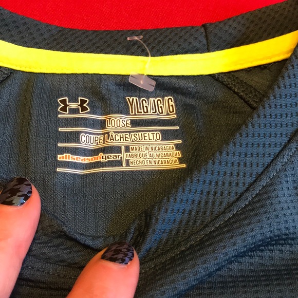 Boys Long Sleeve Under Armour Shirt Size L - Picture 4 of 4